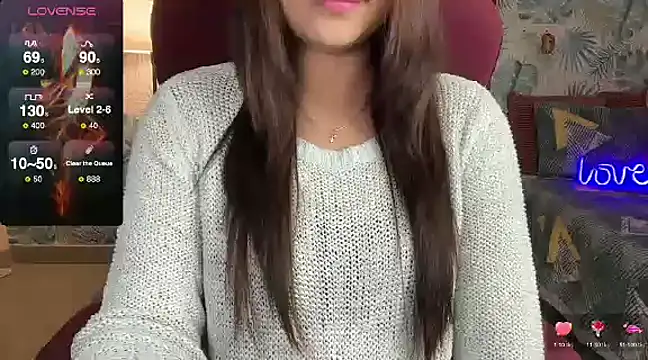 Snapshot of Sizzling__ZAARA chatting on 01.19.25 Sizzling ZAARA online show from 01.19.25