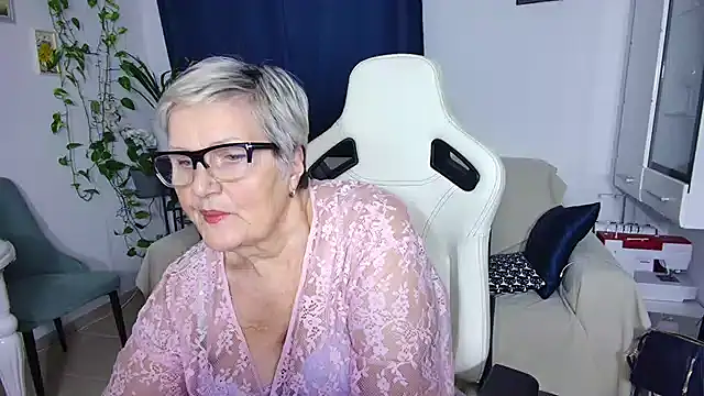 Snapshot of Selenna57 chatting on 01.17.26 Selenna57 online show from 01.17.26