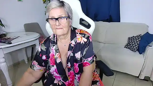 Snapshot of Selenna57 chatting on 01.31.26 Selenna57 online show from 01.31.26