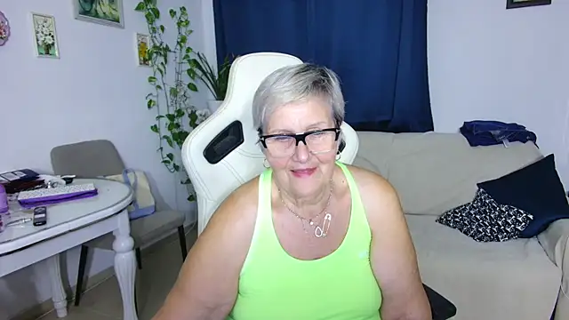 Snapshot of Selenna57 chatting on 02.15.26 Selenna57 online show from 02.15.26