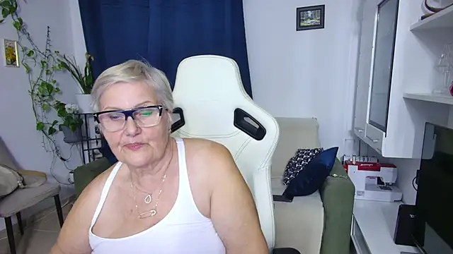 Selenna57 online show from 04.20.26