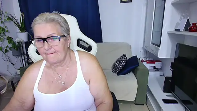 Selenna57 online show from 04.22.26