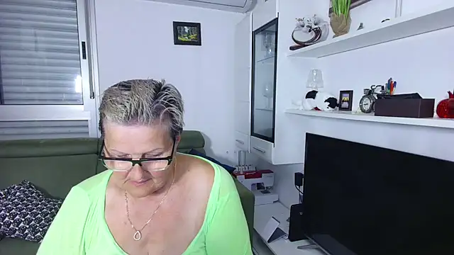 Selenna57 online show from 06.09.26
