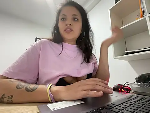 apretadito47 online show from 05.19.26