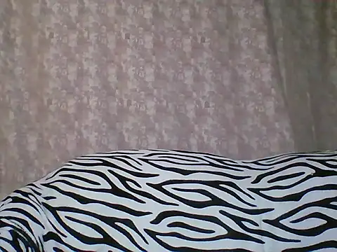 Snapshot of CathySuns chatting on 02.25.25 CathySuns online show from 02.25.25