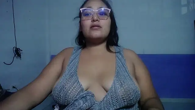 Snapshot of sirena_15 chatting on 06.24.26 sirena 15 online show from 06.24.26