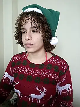 Snapshot of EmmaMelissa0521 chatting on 12.09.24 EmmaMelissa0521 online show from 12.09.24