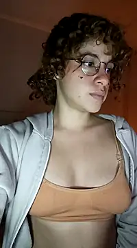 Snapshot of EmmaMelissa0521 chatting on 12.25.24 EmmaMelissa0521 online show from 12.25.24