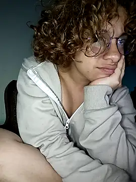 Snapshot of EmmaMelissa0521 chatting on 01.06.25 EmmaMelissa0521 online show from 01.06.25