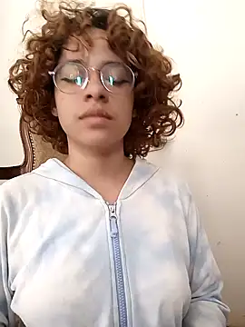 Snapshot of EmmaMelissa0521 chatting on 01.11.25 EmmaMelissa0521 online show from 01.11.25