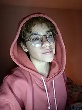 Snapshot of EmmaMelissa0521 chatting on 01.17.25 EmmaMelissa0521 online show from 01.17.25