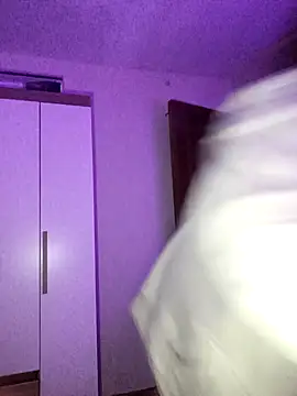 Snapshot of EmmaMelissa0521 chatting on 01.23.25 EmmaMelissa0521 online show from 01.23.25