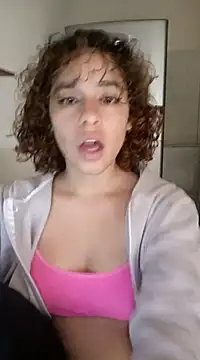 Snapshot of EmmaMelissa0521 chatting on 01.31.25 EmmaMelissa0521 online show from 01.31.25