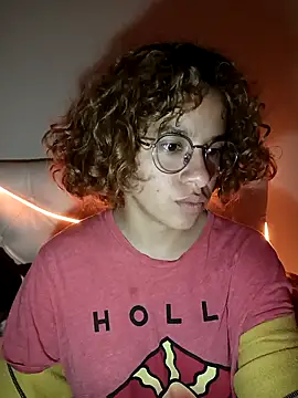 Snapshot of EmmaMelissa0521 chatting on 02.06.25 EmmaMelissa0521 online show from 02.06.25