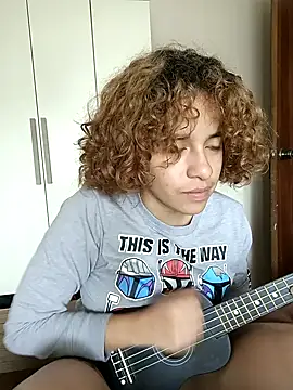 Snapshot of EmmaMelissa0521 chatting on 02.06.25 EmmaMelissa0521 online show from 02.06.25