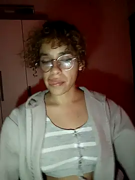 Snapshot of EmmaMelissa0521 chatting on 02.28.25 EmmaMelissa0521 online show from 02.28.25