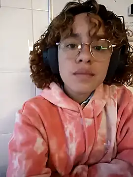 Snapshot of EmmaMelissa0521 chatting on 03.13.25 EmmaMelissa0521 online show from 03.13.25