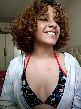 Snapshot of EmmaMelissa0521 chatting on 03.19.25 EmmaMelissa0521 online show from 03.19.25