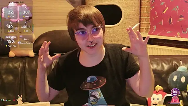 GamerGirl Eve online show from 10.28.25