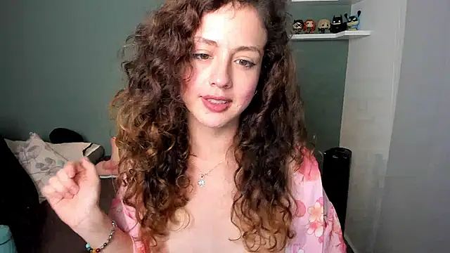 Cassandra Caiin online show from 12.09.24