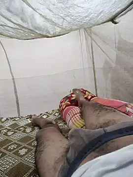 Snapshot of Kubera_The_Maharaj chatting on 09.11.25 Kubera The Maharaj online show from 09.11.25