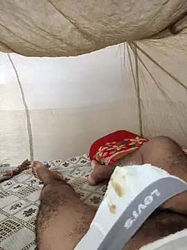 Snapshot of Kubera_The_Maharaj chatting on 09.26.25 Kubera The Maharaj online show from 09.26.25