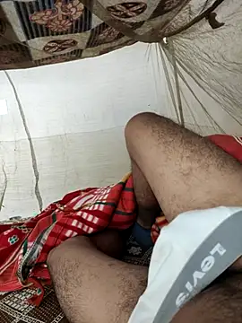 Snapshot of Kubera_The_Maharaj chatting on 12.04.25 Kubera The Maharaj online show from 12.04.25