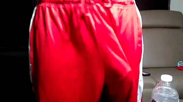 Snapshot of ThickD2C chatting on 05.23.26 ThickD2C online show from 05.23.26