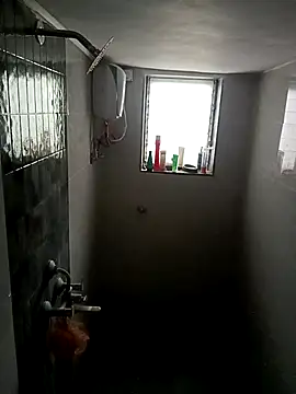 Snapshot of SimplyKarthik09 chatting on 11.01.25 SimplyKarthik09 online show from 11.01.25