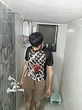 Snapshot of SimplyKarthik09 chatting on 11.03.25 SimplyKarthik09 online show from 11.03.25