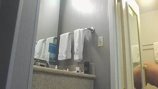 Snapshot of Yankeedave420 chatting on 12.22.25 Yankeedave420 online show from 12.22.25