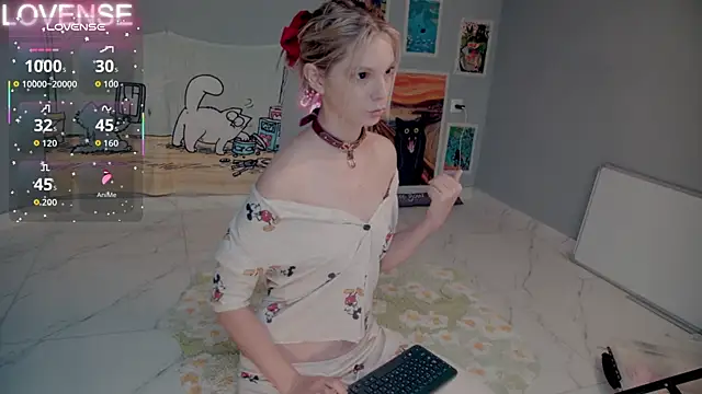 Snapshot of Careful_i_bite chatting on 09.20.25 Careful i bite online show from 09.20.25