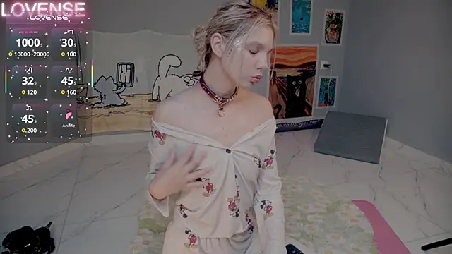 Snapshot of Careful_i_bite chatting on 09.27.25 Careful i bite online show from 09.27.25