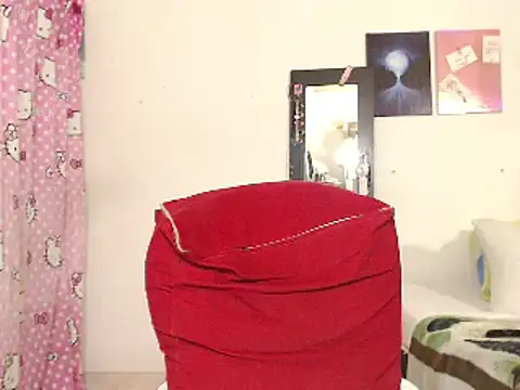 Estefani 32 online show from 01.22.25