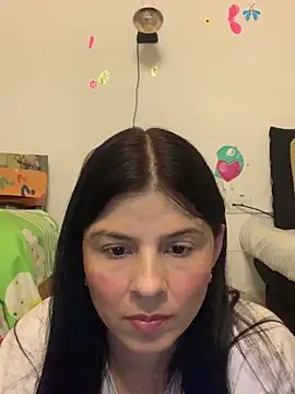 Estefani 32 online show from 05.01.26