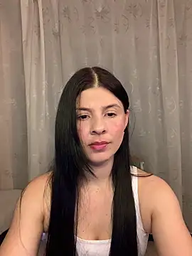 Estefani 32 online show from 05.07.26