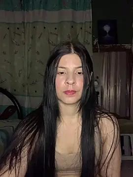 Estefani 32 online show from 05.10.26
