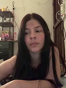Estefani 32 online show from 05.16.26