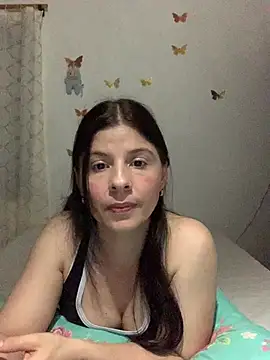 Estefani 32 online show from 06.04.26