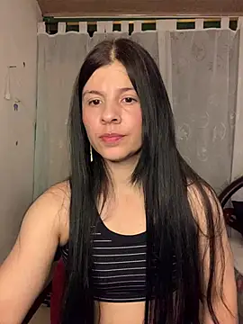 Estefani 32 online show from 06.13.26