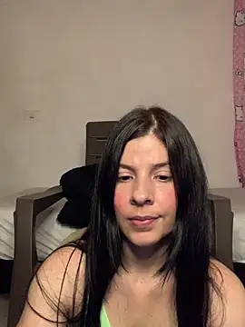 Estefani 32 online show from 06.20.26
