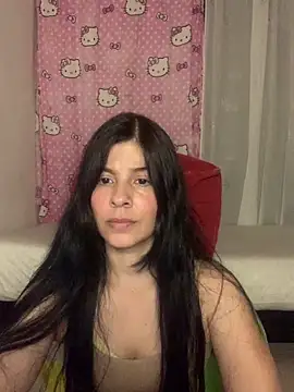 Estefani 32 online show from 06.21.26