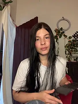 Estefani 32 online show from 06.30.26