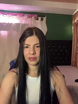 Estefani 32 online show from 07.27.26
