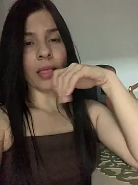 Estefani 32 online show from 08.02.26