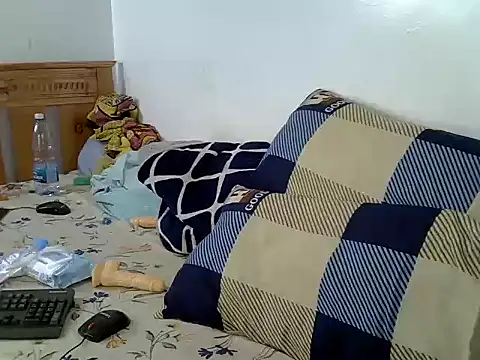 purplescarlet online show from 06.12.26