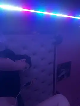 Flossy Vettie online show from 10.24.25