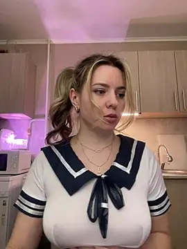 Snapshot of NastyushaaLove chatting on 02.23.25 NastyushaaLove online show from 02.23.25