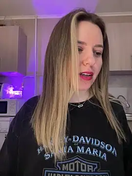 Snapshot of NastyushaaLove chatting on 03.05.25 NastyushaaLove online show from 03.05.25