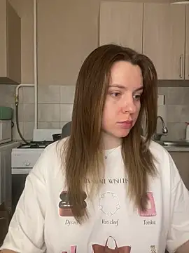 Snapshot of NastyushaaLove chatting on 09.21.25 NastyushaaLove online show from 09.21.25